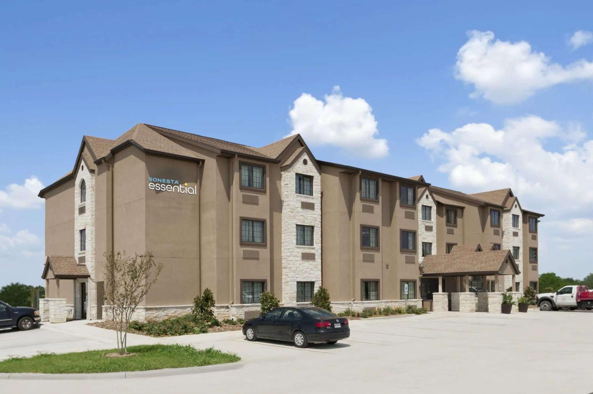 Garner Hotel Gonzales By Ihg Exteriör bild